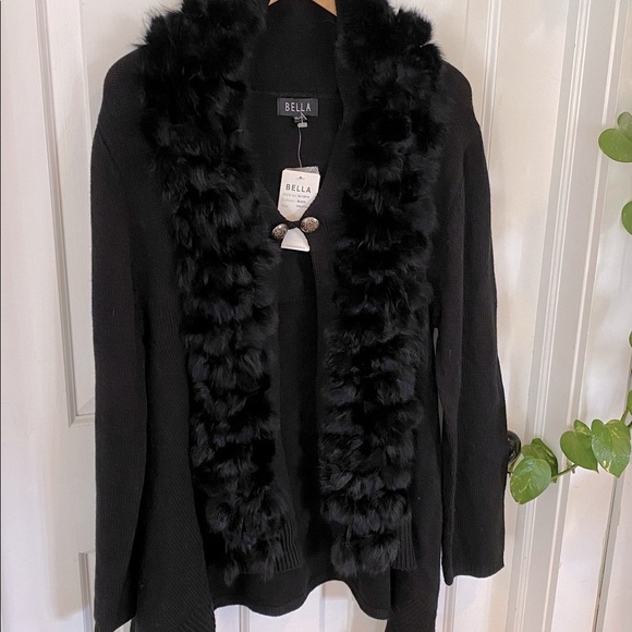 Bella Rabbit Fur Collar Black Cardigan Asymetrical - Picture 1 of 9